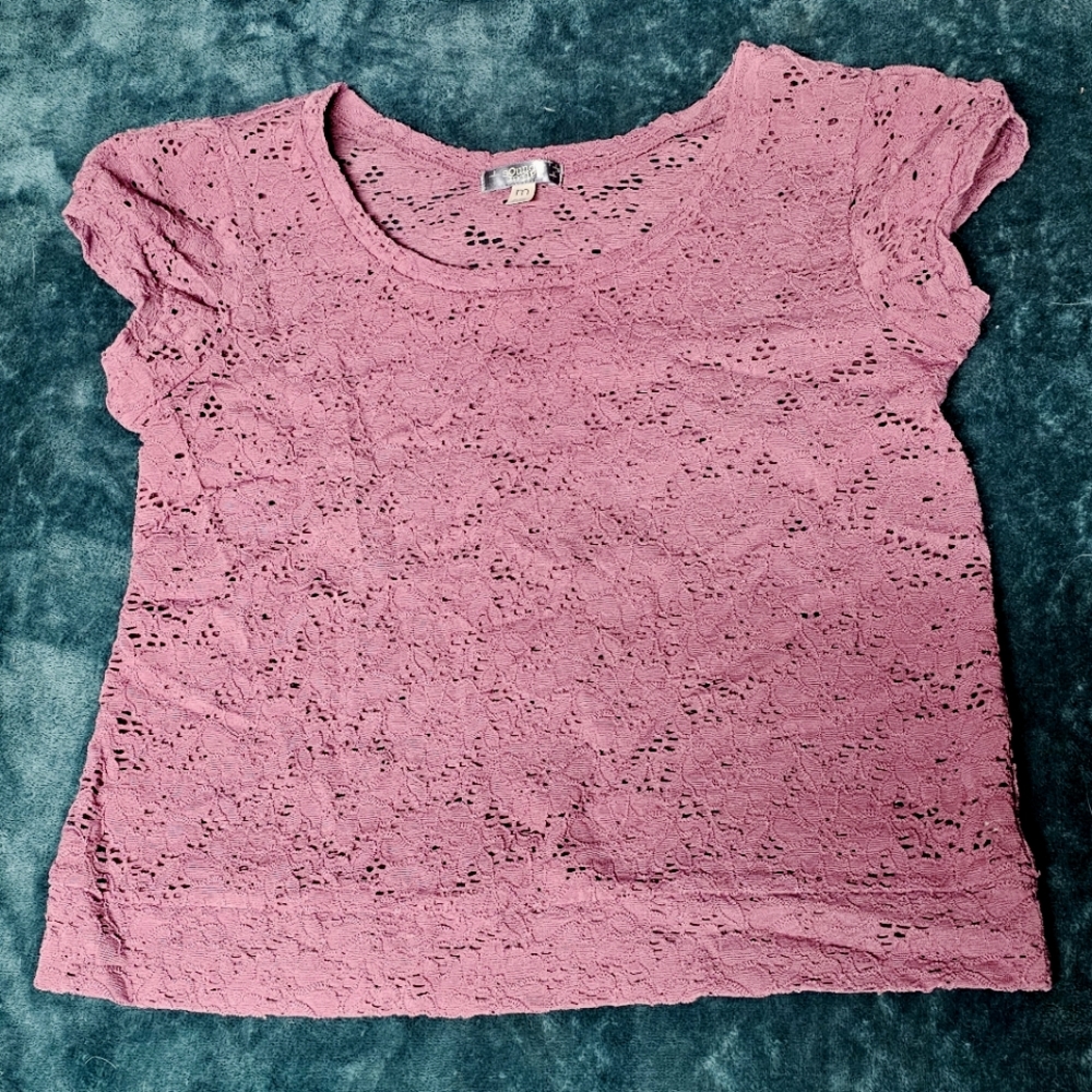 3/$10 Sound & Matter Lacey Eyelet Top with Cap Sleeves size Medium